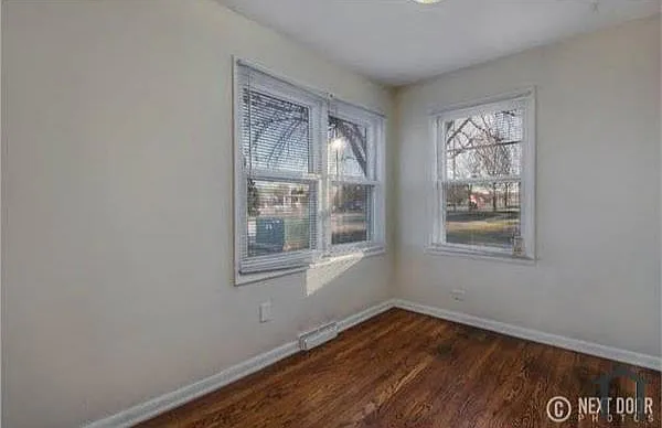 850 Center St — Photo 10