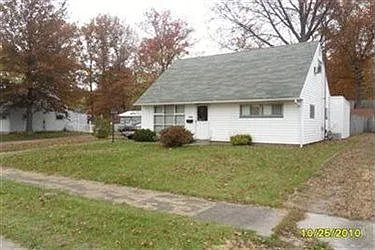 2334 Stephens Ave NW photo 1