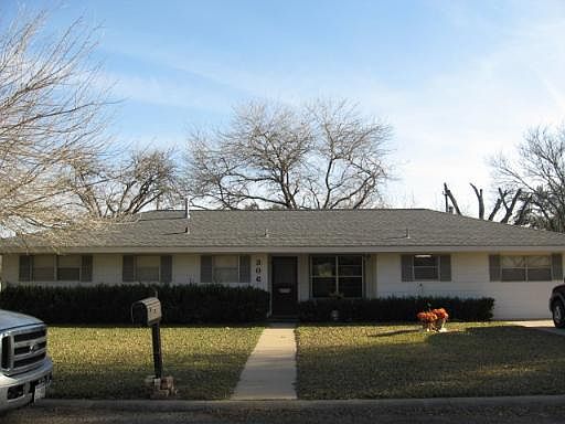 2nd image of 306 Cedalia Ave