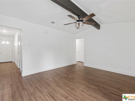 3rd image of 2608 Hidden Valley Dr