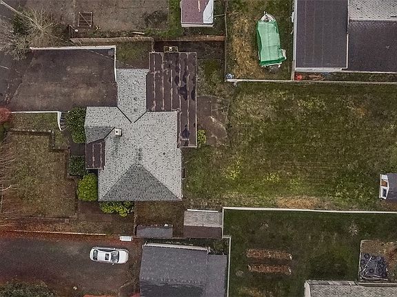 3rd image of 6710 Olympic Dr