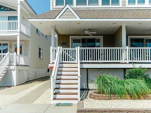 2nd image of 3114 Haven Ave #1