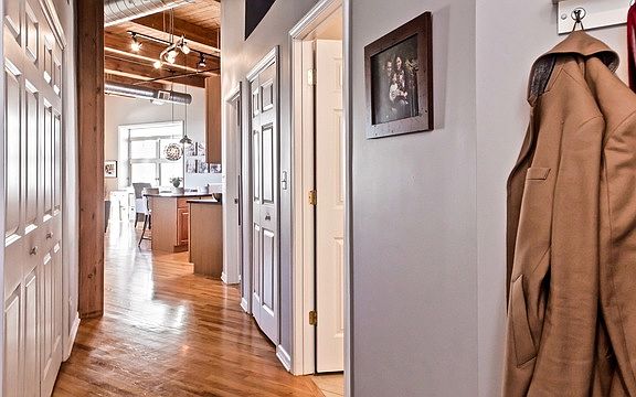 2nd image of 2806 N Oakley Ave APT 306