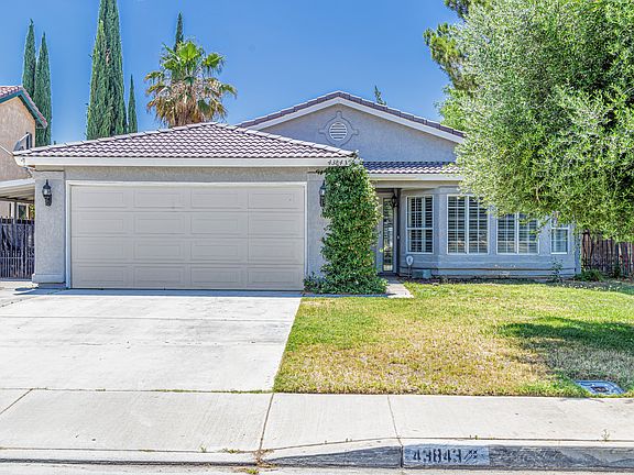 2nd image of 43843 Broadwater Ave