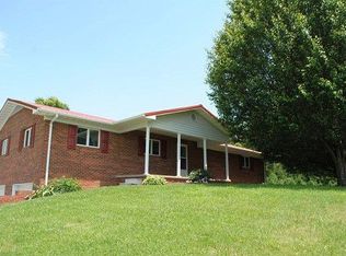 1983 Peach Bottom Rd, Laurel Springs, NC 28644