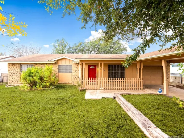 2815 Big Horn Dr, San Antonio, TX 78228