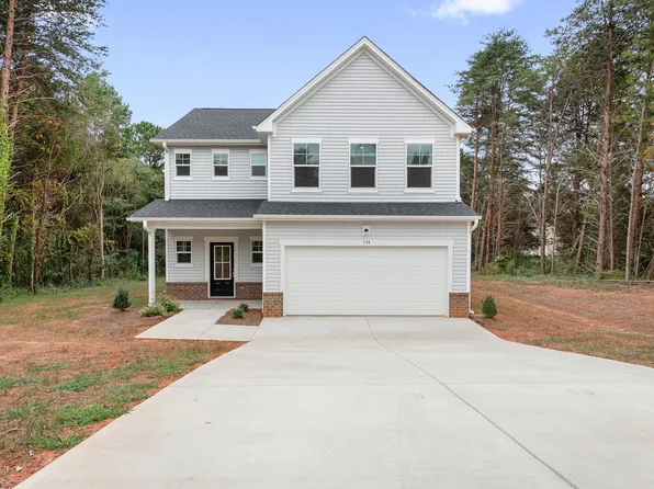 134 Continental Dr, Mooresville, NC 28117