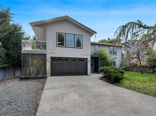 711 Bexhill Rd, Colwood, BC V9C 3P9