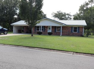 3917 Sherwood St, Pascagoula, MS 39581