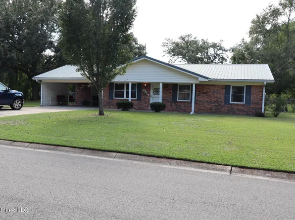3917 Sherwood St, Pascagoula, MS 39581