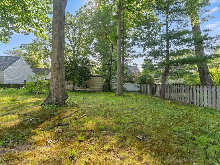 602 Huntmere Dr — Photo 27
