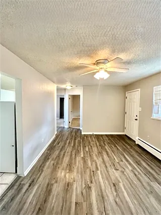 Emporia Street Apartments — Photo 4
