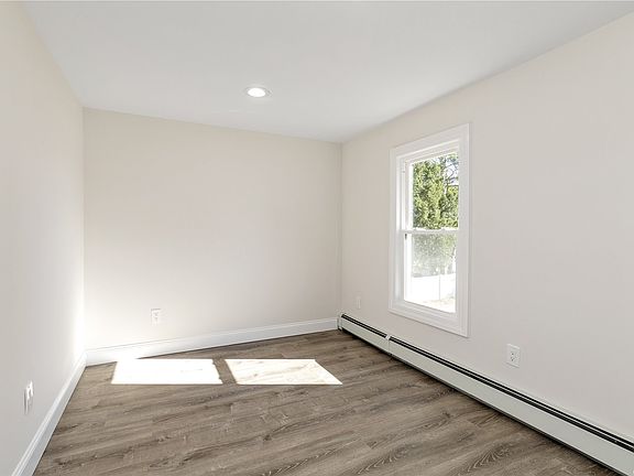5th image of 570 Broadway Floor 2