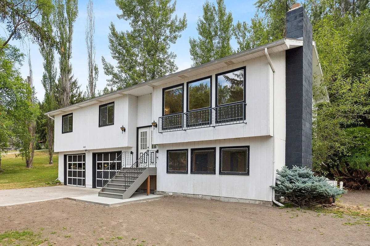 Building Photo - 4606 Aspen Dr