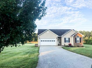 247 Sunset Ln, Camden, TN 38320