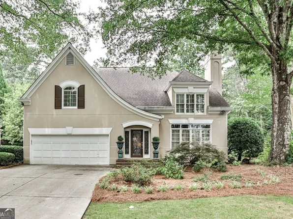 130 Woodchase Ct, Atlanta, GA 30319