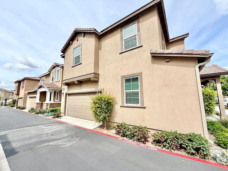 40617 Birchfield Dr — Photo 3