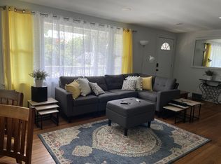 4 E Stuart St, Westerly, RI 02891