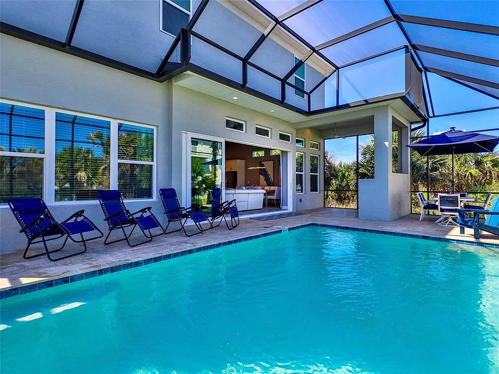 4 bed, 4.5 bath, 3163 sqft, $9,500 — Photo 4