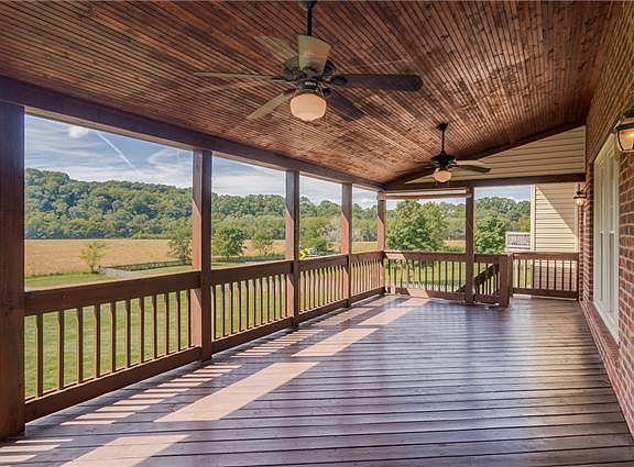 5th image of 521 Sandpiper Cir