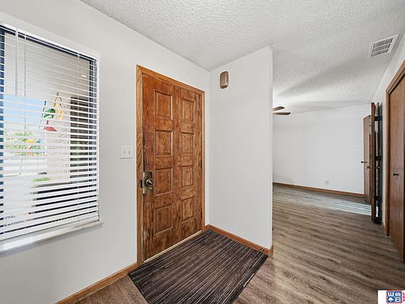 5th image of 2827 Ponca St