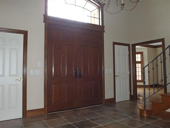 3rd image of 5121 Garden Springs Ct