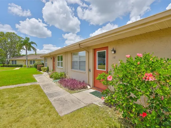 1904 Canterbury Ln Unit 18, Sun City Center, FL 33573