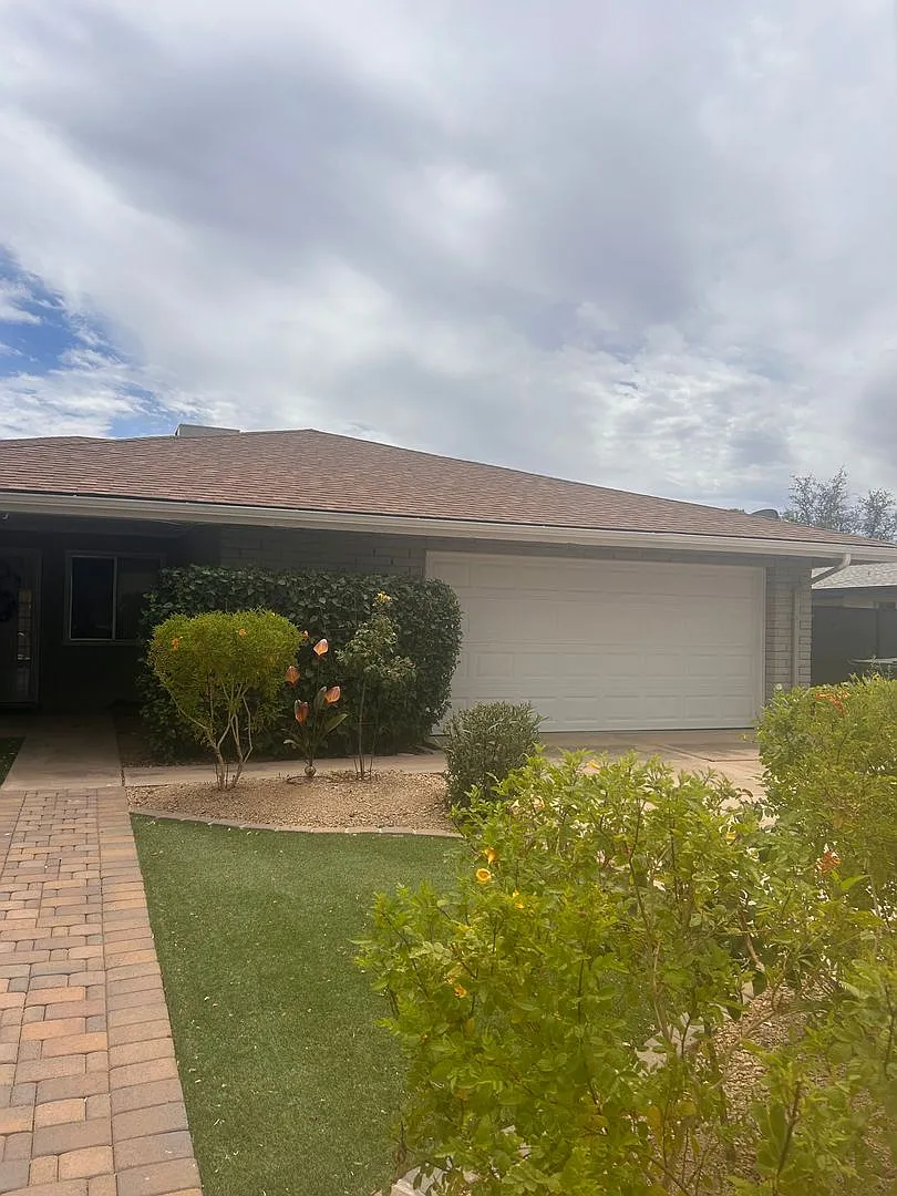 4-Bedroom House W/Solar, Private Pool, Move In Special - Save $1k! — Photo 2