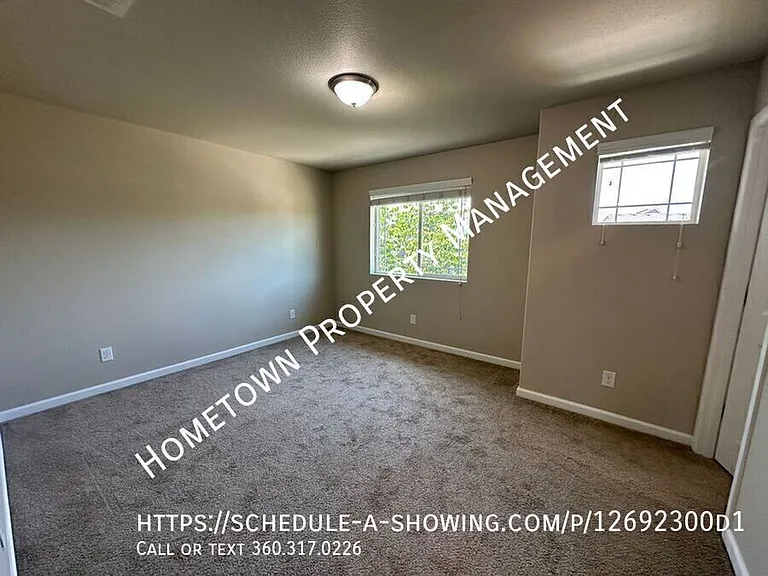 3332 Juno Ct NE — Photo 20