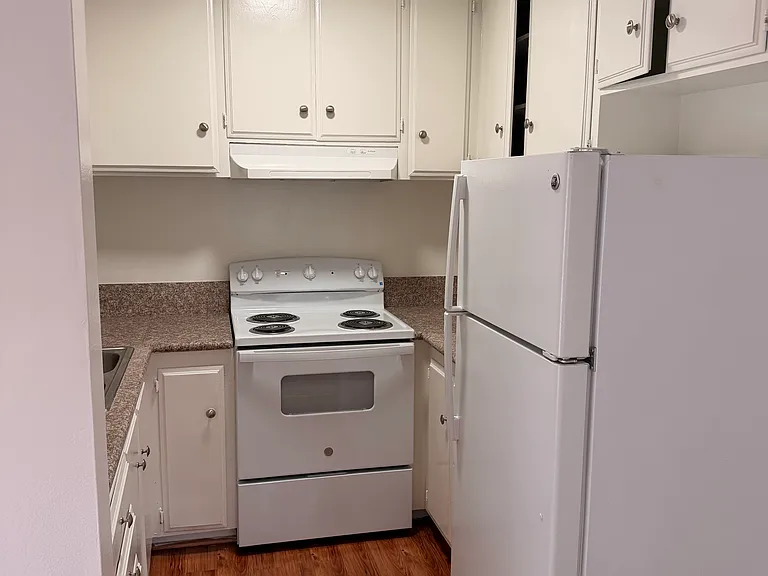Claraday Apartments LLC — Photo 8