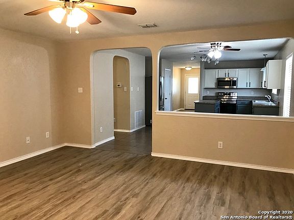 5th image of 7806 Oakdale Park