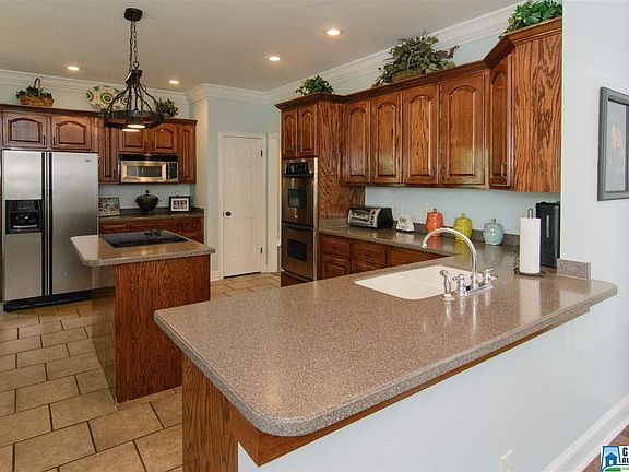 3rd image of 8090 Brookhaven Ln