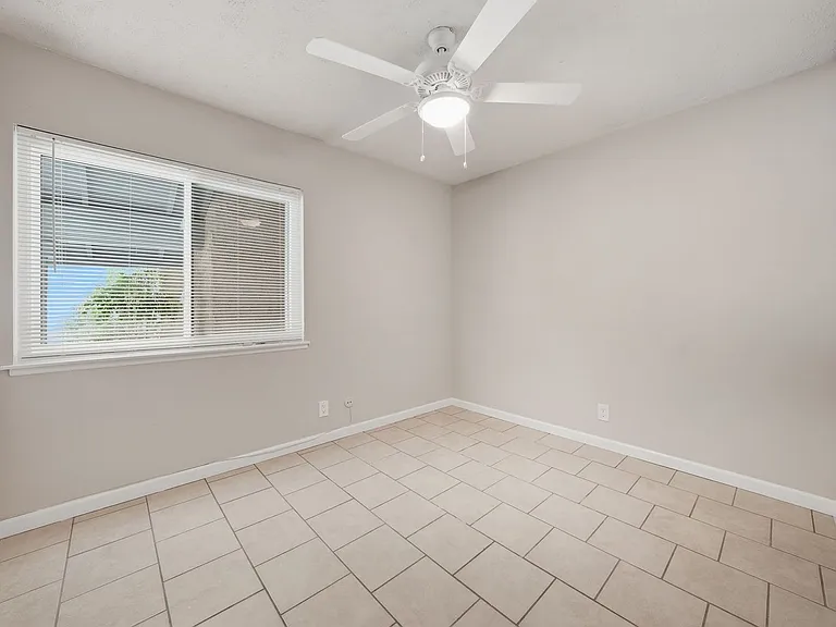 25634 Salceda Rd — Photo 24