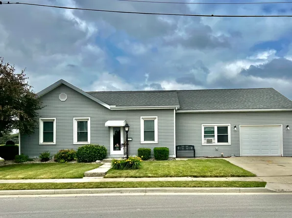 306 W 4th St, Minster, OH 45865