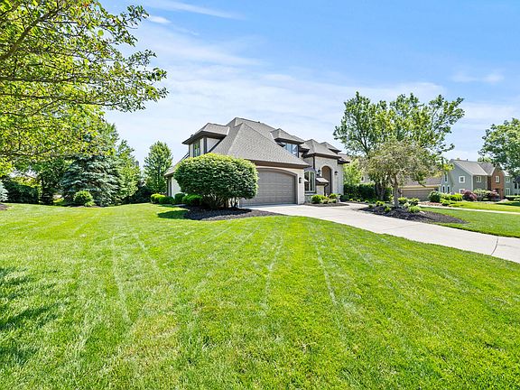 3rd image of 9296 Lerwick Dr