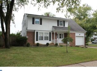 2701 Raven Rd, Cinnaminson, NJ 08077