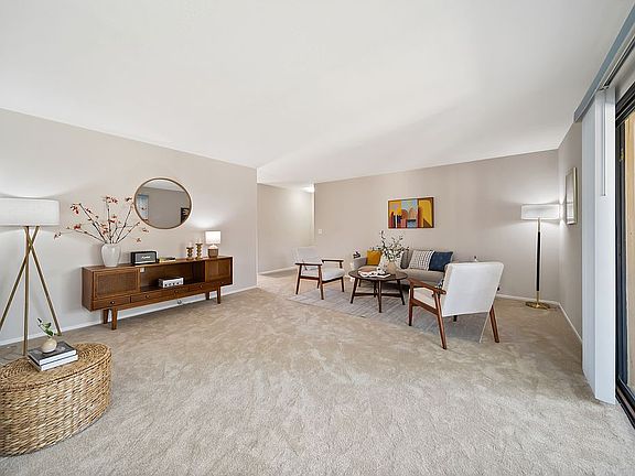 2nd image of 3015 Kaiser Dr Unit C