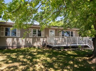 121 SE 10th St, Grand Rapids, MN 55744