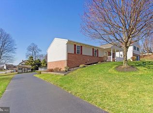 101 Cove Ln, Red Lion, PA 17356