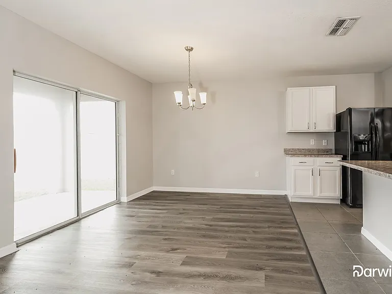203 Bella Dr — Photo 7