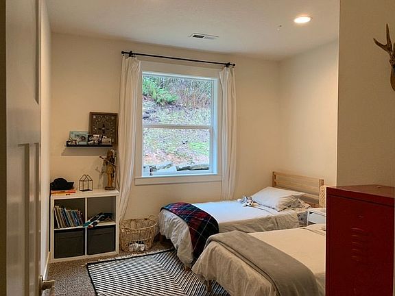3rd image of 38916 NE 84th Ct