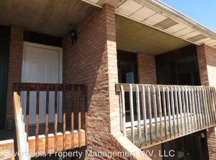 500 13th St APT 108, Parkersburg, WV 26101