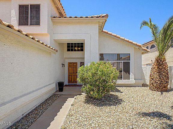 2nd image of 3054 E COTTONWOOD Lane