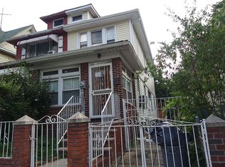 329 E 28th St, Brooklyn, NY 11226