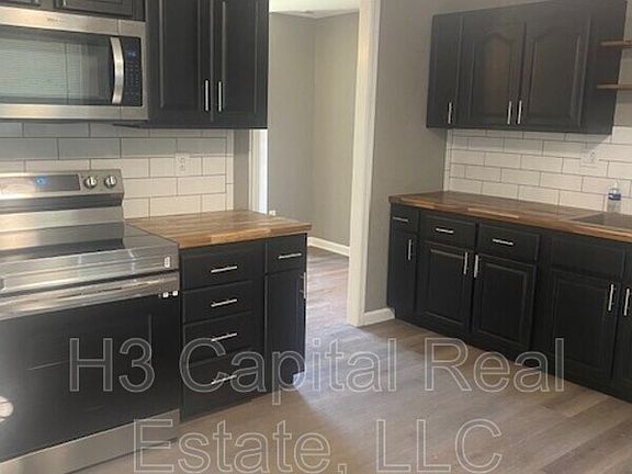 5th image of 2632 Carolyn Blvd