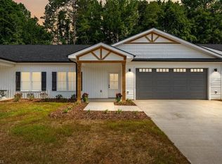 230 Old Heritage Rd, Randleman, NC 27317