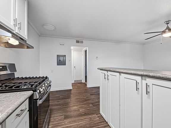 5th image of 7 Merrydale Rd #2