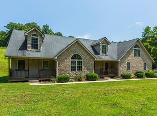 1806 Clover Bottom Creek Rd, McKee, KY 40447