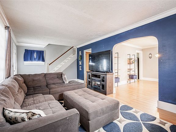 5th image of 187 Nichols St