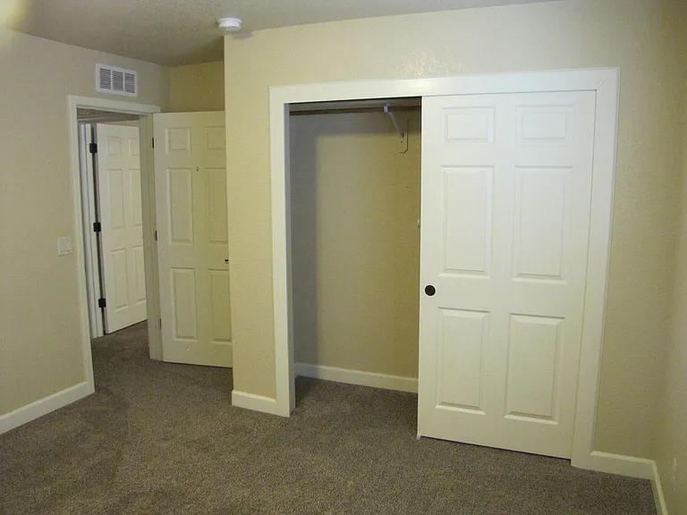 1059 Wagner Pl — Photo 40